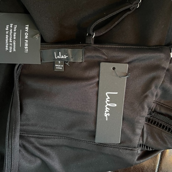 Lulu’s - NWT Cocktails & Confidence Black Crochet Bodycon Mini Dress Sz Small - Picture 7 of 8